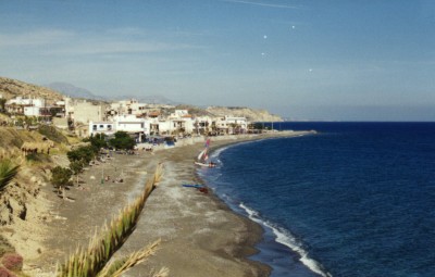 Strandansicht von Mirtos.jpg